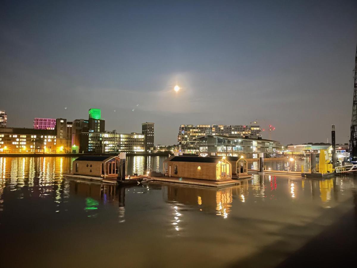 Wikkelboat Nr1 At Floating Rotterdam Rijnhaven Vila Exterior foto